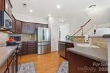9945 Kings Parade Boulevard - Photo 17