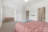 9945 Kings Parade Boulevard - Photo 29