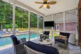 832 Savile Lane - Photo 33