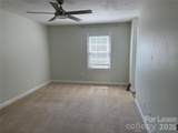 2705 Center Street - Photo 30