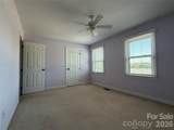2705 Center Street - Photo 20