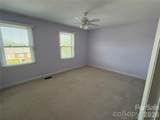 2705 Center Street - Photo 21
