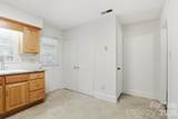 2500 Round Table Road - Photo 11