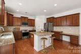 5810 Castlecove Road - Photo 11
