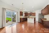 5810 Castlecove Road - Photo 14