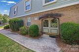 2600 Park Road - Photo 2