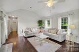 1619 Riverdale Drive - Photo 5
