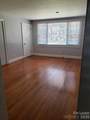 938 Warren Street - Photo 3