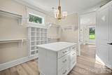 1012 Marthas Meadow Lane - Photo 17