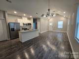 424 Queens Road - Photo 2