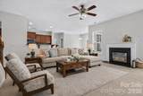 15718 Gallant Ridge Place - Photo 11