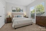 15718 Gallant Ridge Place - Photo 16