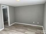 7942 Lake Vista Drive - Photo 37
