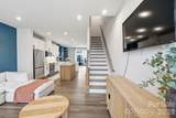 1063 Simcoe Lane - Photo 4