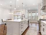 2555 Deacon Avenue - Photo 9