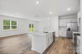 1010 Two Brothers Lane - Photo 4