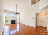 320 Shingleoak Drive - Photo 10