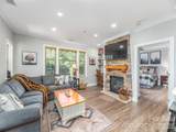 1560 Country Club Drive - Photo 3