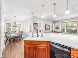 1560 Country Club Drive - Photo 9