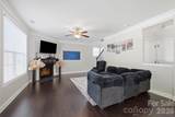 3830 Lake Breeze Drive - Photo 14