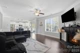 3830 Lake Breeze Drive - Photo 15