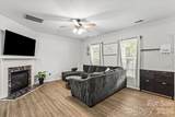 9025 Davis Crossing Court - Photo 3
