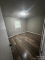 305 Kristin Lane - Photo 3