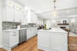 1825 Lombardy Circle - Photo 9