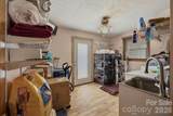 1082 Maple Street - Photo 16