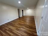 2120 Main Street - Photo 8