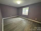 1920 Countrymens Court - Photo 15