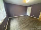 1920 Countrymens Court - Photo 10