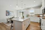 324 Laura Elizabeth Lane - Photo 6