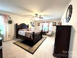 1031 Winnett Drive - Photo 15