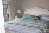 17919 Kings Point Drive - Photo 11