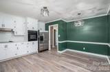 304 Windsor Drive - Photo 14
