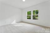 1004 Oak Hill Drive - Photo 4