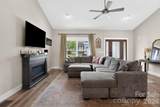 8 Vedder Way - Photo 7