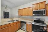 2729 Meadow Knoll Drive - Photo 13