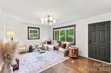 1700 Brookdale Avenue - Photo 2