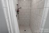 9704 Saddle Avenue - Photo 15