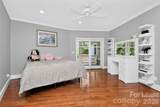 9704 Saddle Avenue - Photo 16