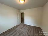 3015 Meadow Knoll Drive - Photo 15