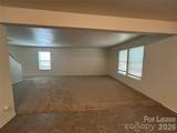 3015 Meadow Knoll Drive - Photo 9