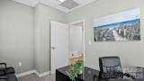 9719 Northeast Parkway - Photo 8