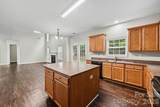 9839 Jeanette Circle - Photo 8