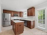 401 Brenwyck Court - Photo 19