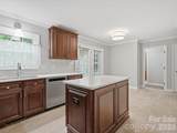 401 Brenwyck Court - Photo 22
