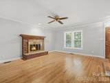 401 Brenwyck Court - Photo 10