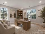 2804 Forest Lawn Drive - Photo 4